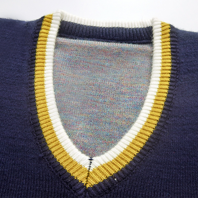 English V-neck boys’ sleeveless sweater