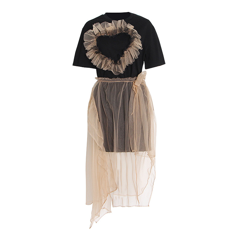 Round neck love overhead T-shirt + mesh stitching long half-body skirt