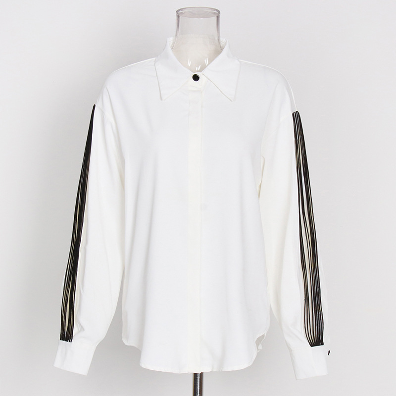 Lapel collar pleated collision color loose long-sleeved shirt