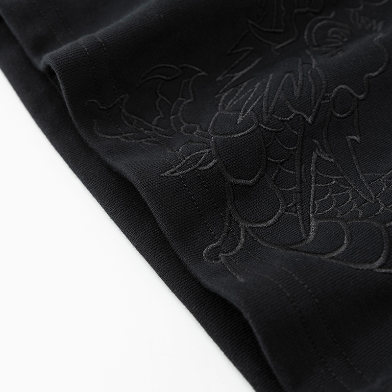 Five-point casual dragon embroidery shorts for men