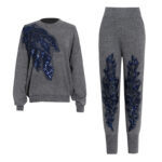 Round neck pullover sweatshirt knit + sequin stitching pencil pants